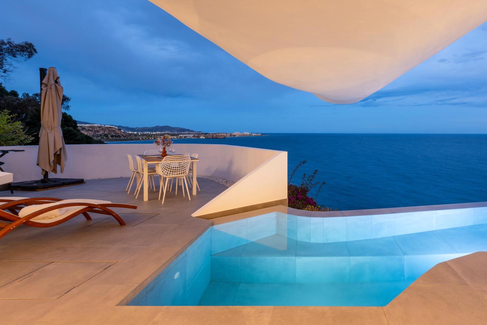 Rentitspain Casa Del Acantilado Piscina Climatizada Salobreña Exteriör bild