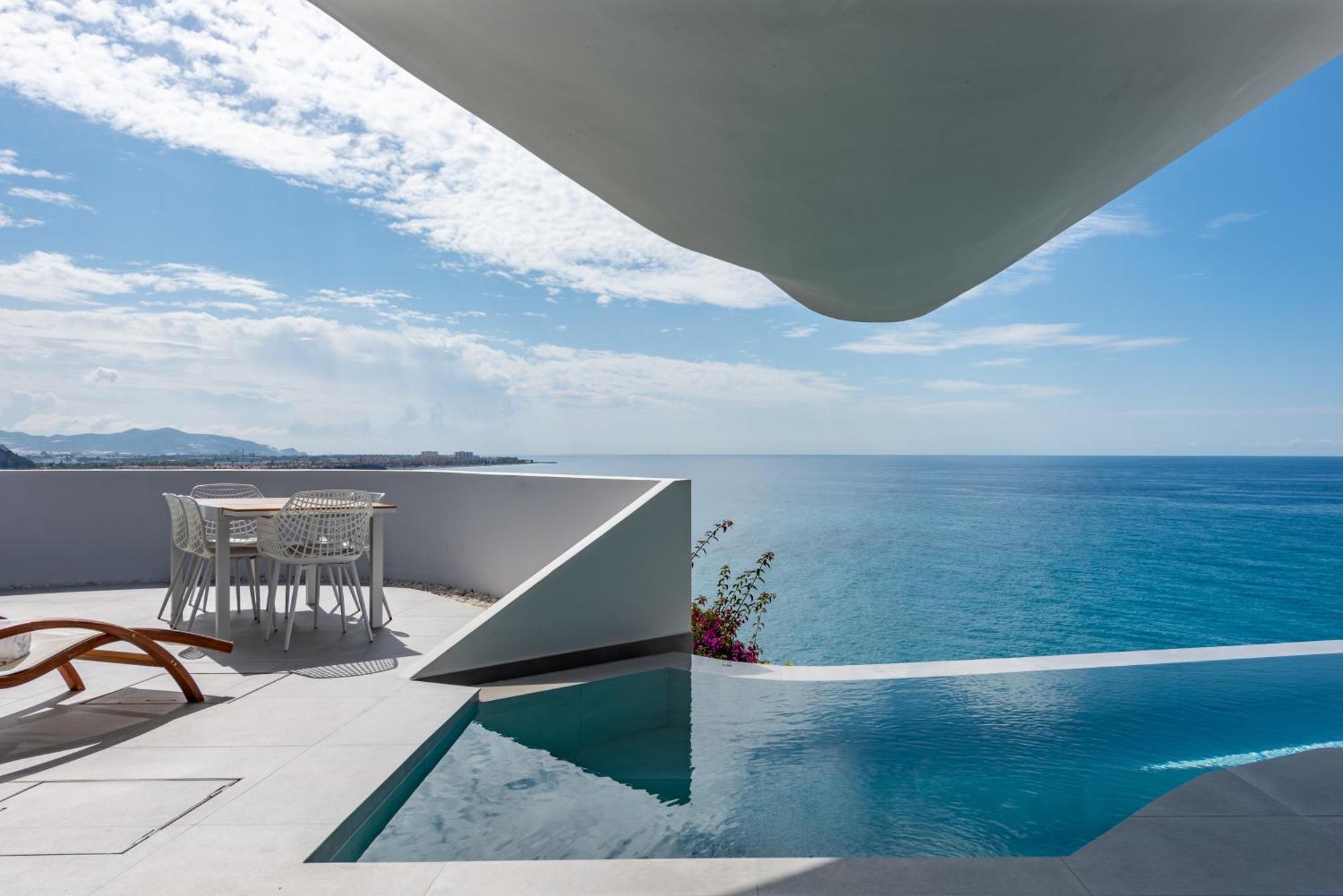 Rentitspain Casa Del Acantilado Piscina Climatizada Salobreña Exteriör bild
