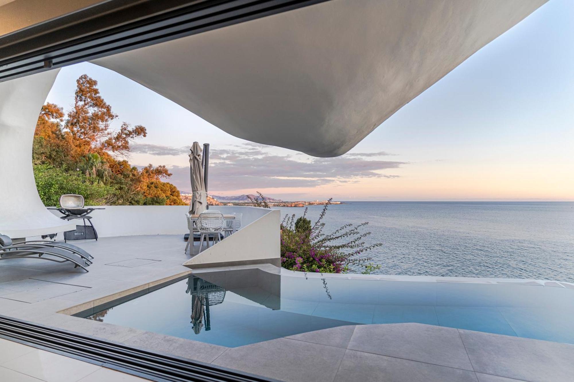 Rentitspain Casa Del Acantilado Piscina Climatizada Salobreña Exteriör bild